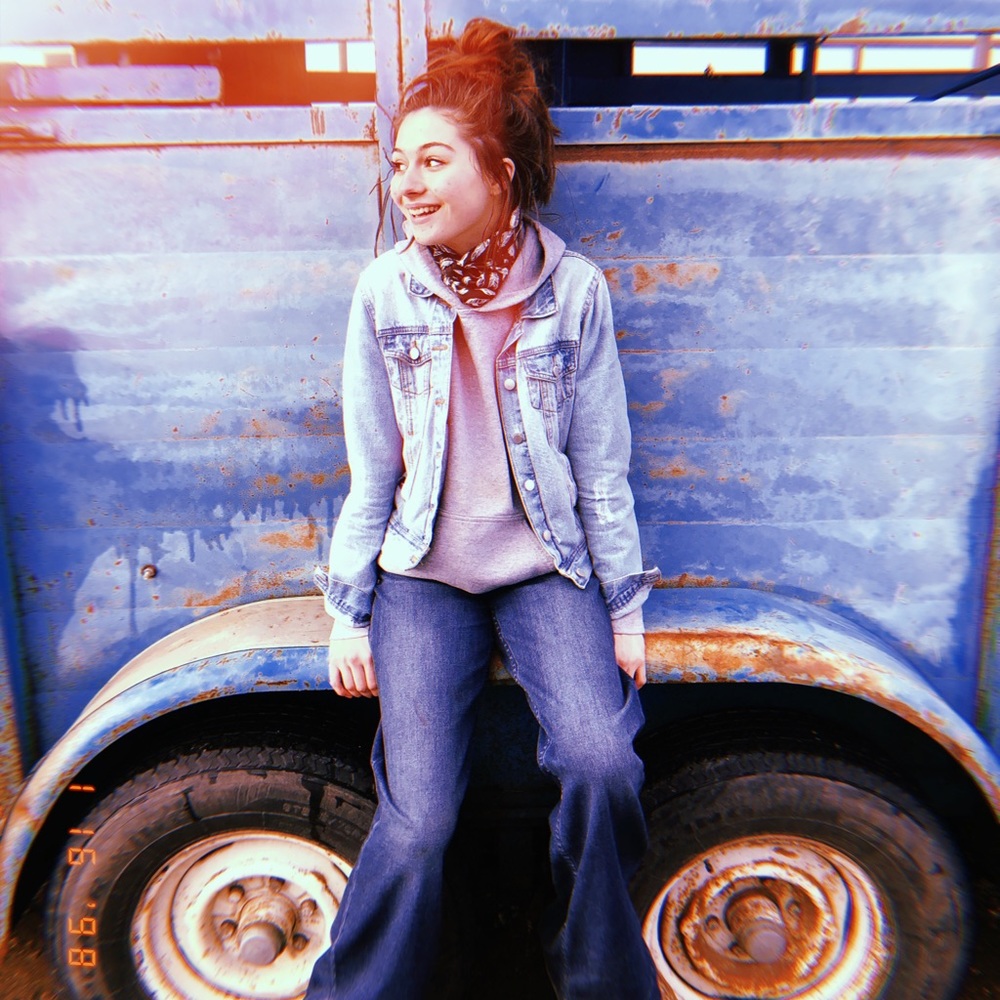 Meet your Posher, Afton